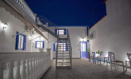 87bbd33b-3668-4702-bfcb-5969ae528c91-1