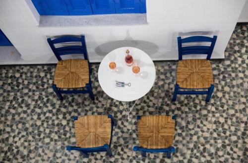 bca14be2-72ed-4591-8236-a478c6155c94-1