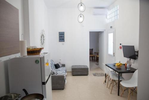 d9185fa5-9ccb-4f27-a7fd-f95273722a70-1