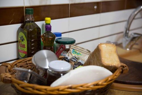 f6e82ff1-1149-44eb-b466-07b0f241d77e