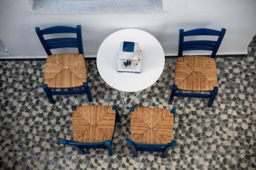 f9972304-2a07-4986-a990-ff253c5d49b7